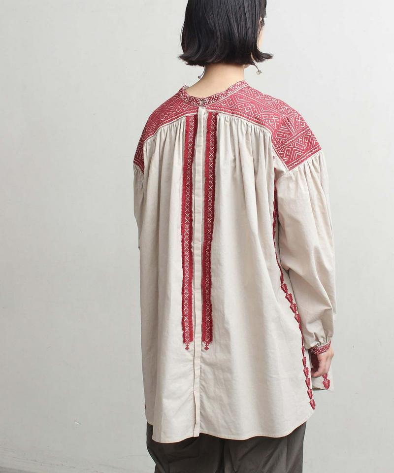 ○フリンジ刺繍ブラウス（cardo fabrica）