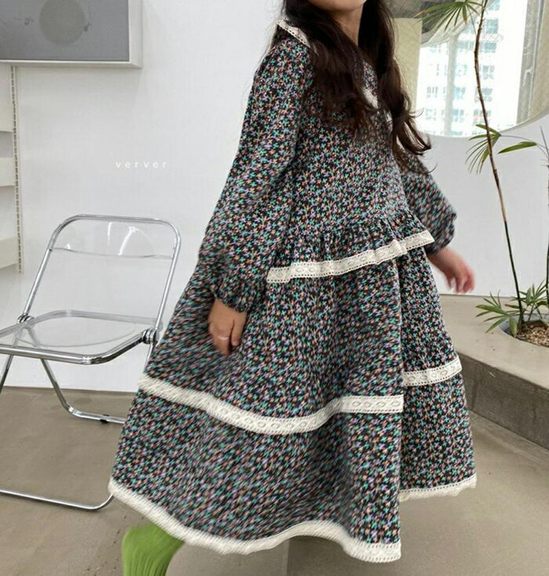 【新作10%OFF】【送料無料】レースライン花柄ティアードワンピース・u05580 キッズ【3~8才】【ops】【ワンピース ロ