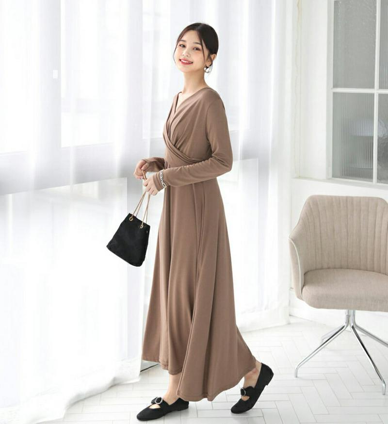 ≪人気商品再入荷≫Vネックツイストワンピース・全3色・b60744 レディース【ops】 韓国ファッション ワンピース ロング丈 長袖 ロングスリーブ Vネック 鎖骨 デコルテ ツイスト スリム シンプル カジュアル 単色 春 秋