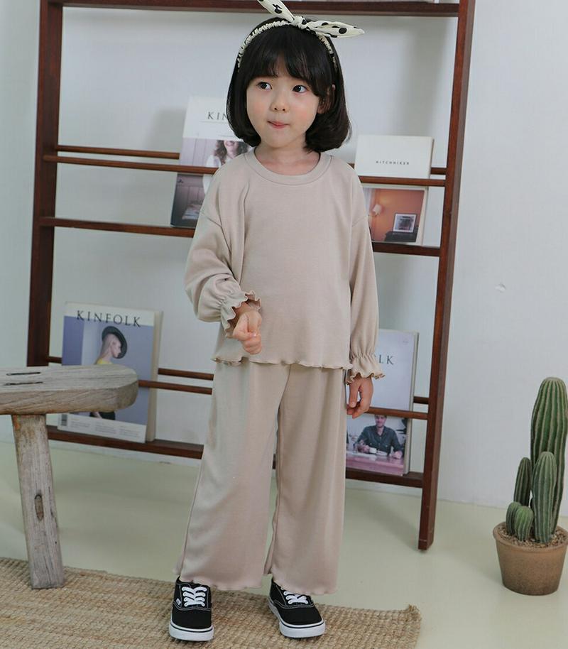 【新作10%OFF】フリルヘムTシャツ&パンツSET・u05986 キッズ【3~8才】【set】【セットアップ セット setu