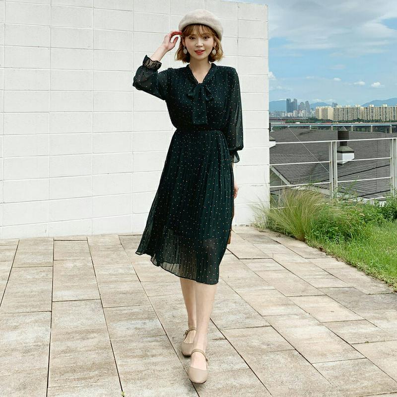 【タイム特価】≪人気商品再入荷≫ストラップ付リボンドットワンピース・全2色・b61020 レディース【ops】 韓国ファッション ワンピース ロングワンピース 長袖 リボン ネックリボン ドット柄 ドット ストラップ プリーツ プリーツワンピース 揺れ感 大人 秋【TS】セール