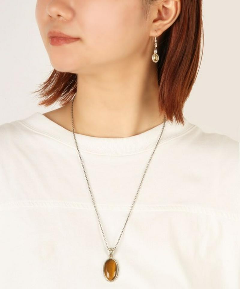 【色で合わせるアクセサリー】タイガーアイ装飾楕円ネックレス（1点もの）