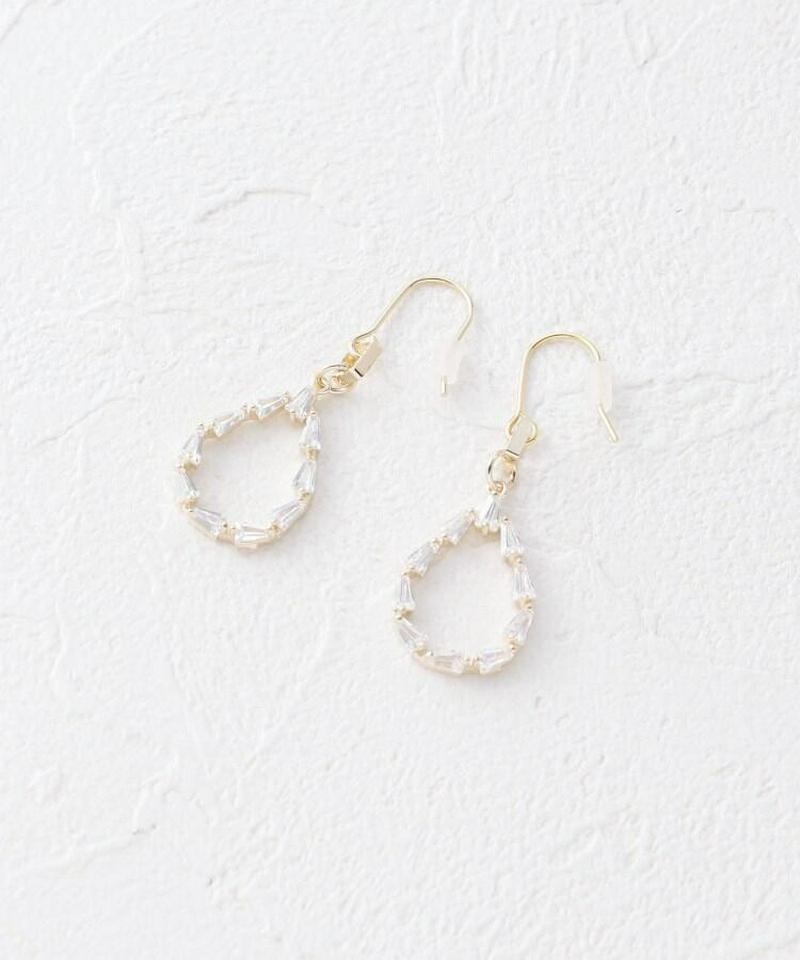 キュービックしずくピアス