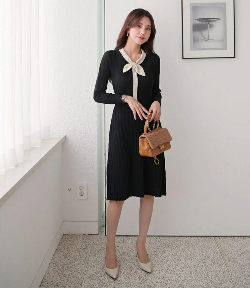 【只今10%OFF】配色リボンニットワンピース・全2色・b60749 レディース【ops】【韓国 ファッション ワンピース ミディワンピース ニット ニットワンピース ロングスリーブ 長袖 配色 リボン ネックリボン リブ プリーツ シンプル 大人 上品 フェミニン 秋】