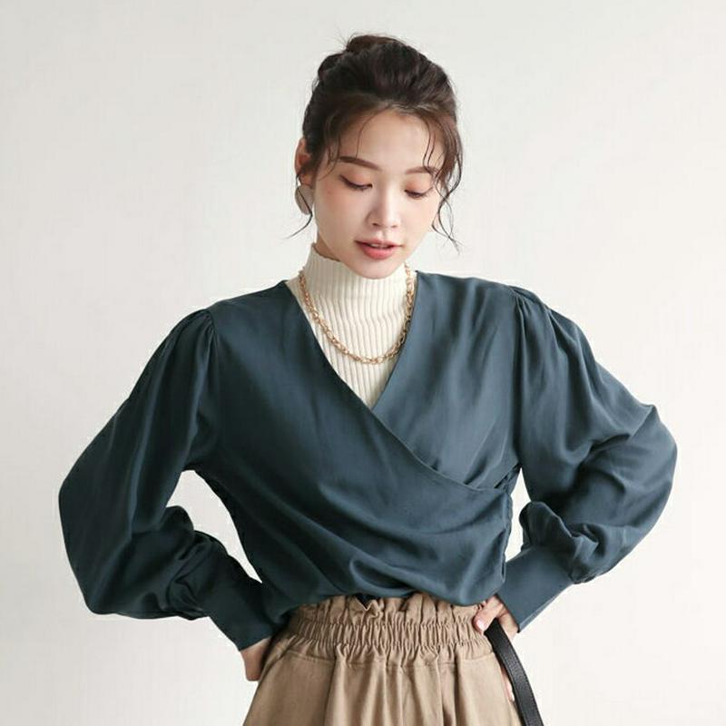 【新作10%OFF】タックカシュクールブラウス・全2色・b64112 レディース【bl】【韓国 ファッション トップス ブラウス