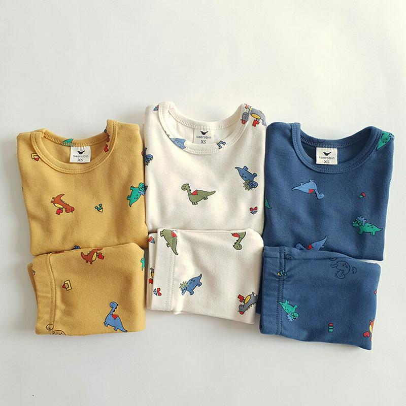dinosaurルームウェアSET・u06203 キッズ【3~8才】【uw】【セットアップ セット setup ルームウェア トップス 長袖 長ズボン パンツ ダイナソー 動物 かわいい シンプル ラフ 女の子 男の子 韓国 韓国子供服 子供 こども 子供服 こども服】【KIDS】
