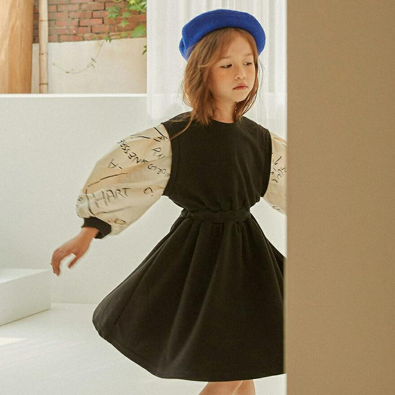 英字ボリュームスリーブワンピース・u06067 キッズ【3~8才】【ops】【ワンピース ミディ丈 ミディワンピース 長袖 ボリ