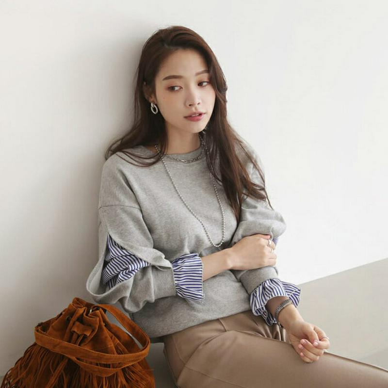 【SUPER SALE・700円OFF】≪人気商品再入荷≫スリットストライプスリーブスウェット・全3色・b64195 レディース【tops】 韓国ファッション トップス スウェット 長袖 ラウンドネック スリット ストライプ柄 レイヤード風 シンプル プルオーバー ラフ 秋 冬 HIHOLLI