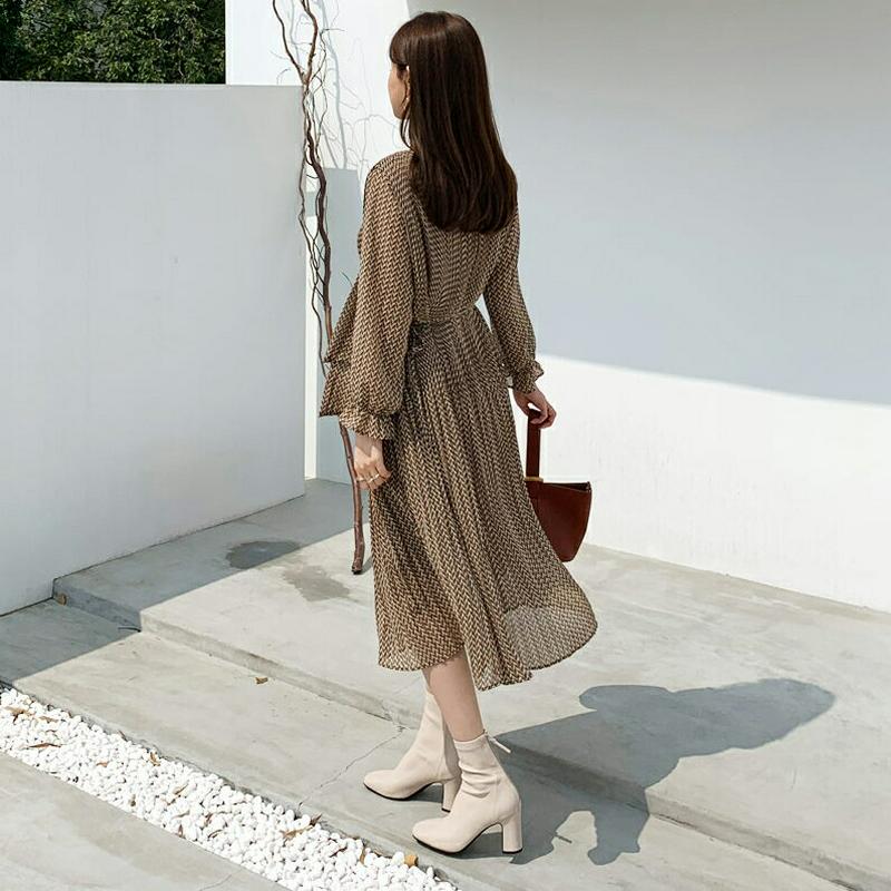 【新作10%OFF】ストラップ付プリーツパターンワンピース・全2色・b64208 レディース【ops】【韓国 ファッション ワン