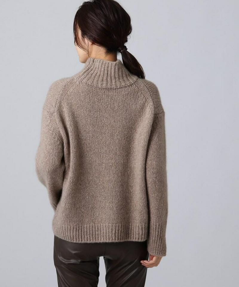 カシミヤスラブハイネックニット