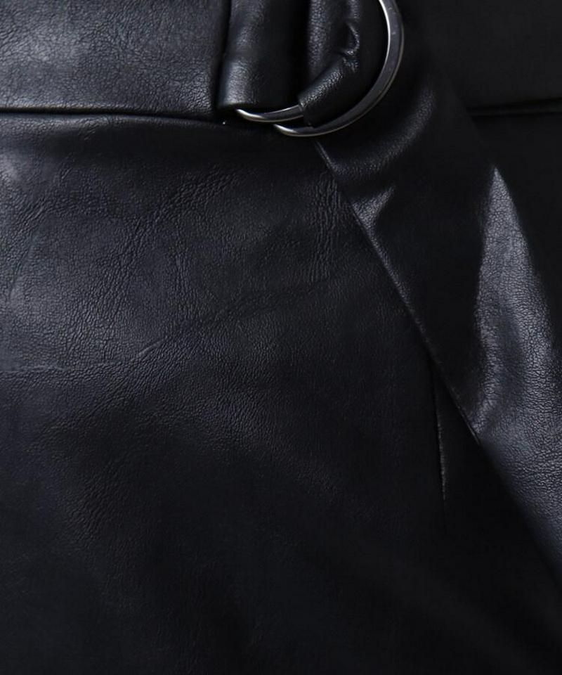 モダンフェイクレザータイトスカート