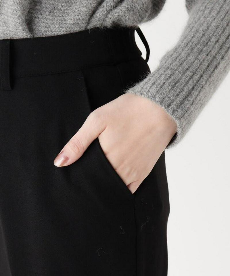 アウトラストストレッチテーパードパンツ