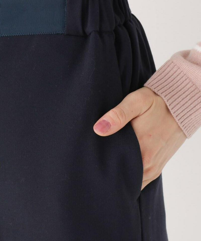 微光沢ベルト風フレアワイドパンツ
