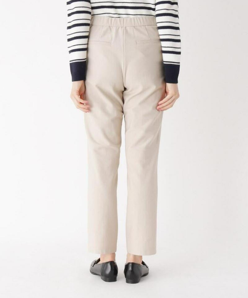 シンプルストレッチテーパードパンツ