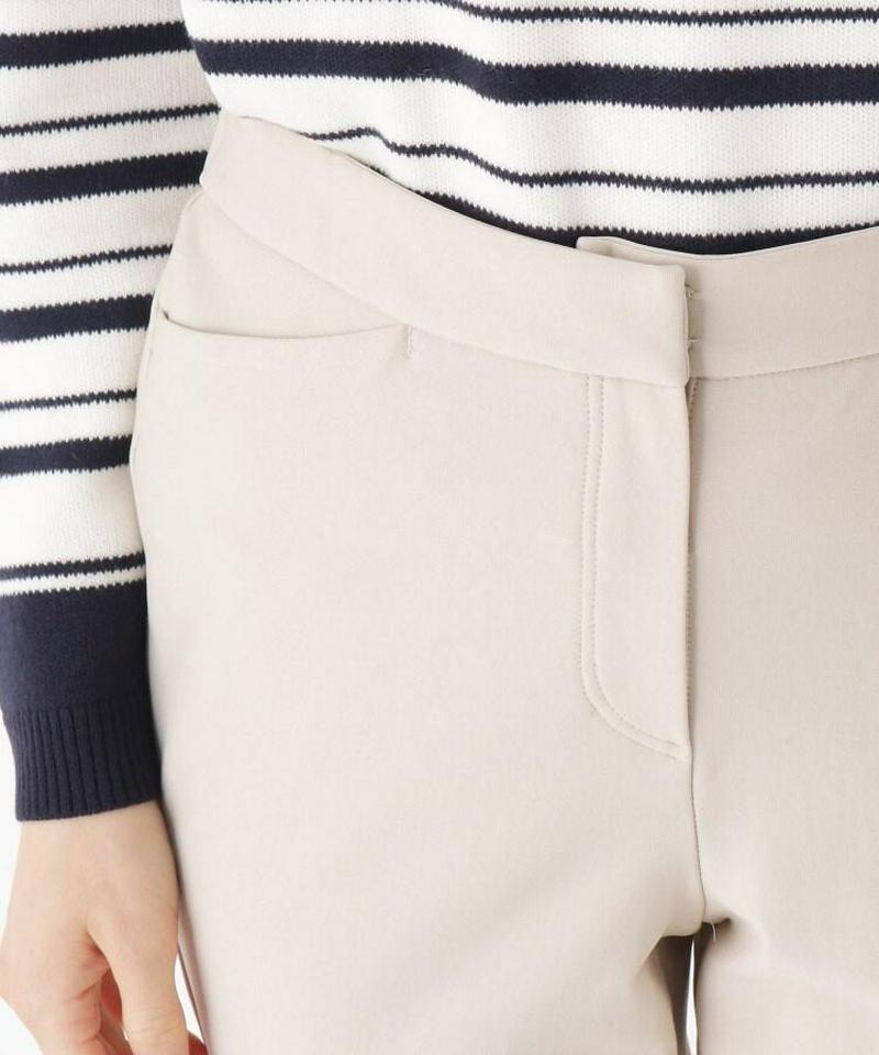 シンプルストレッチテーパードパンツ