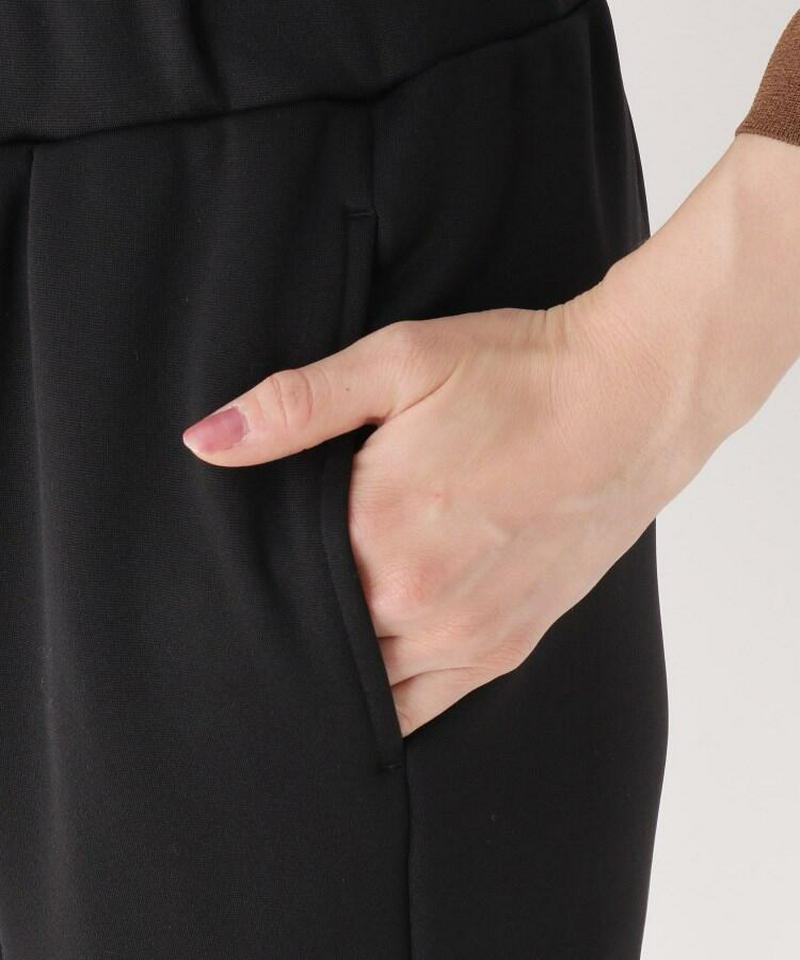 ドローストリングテーパードパンツ