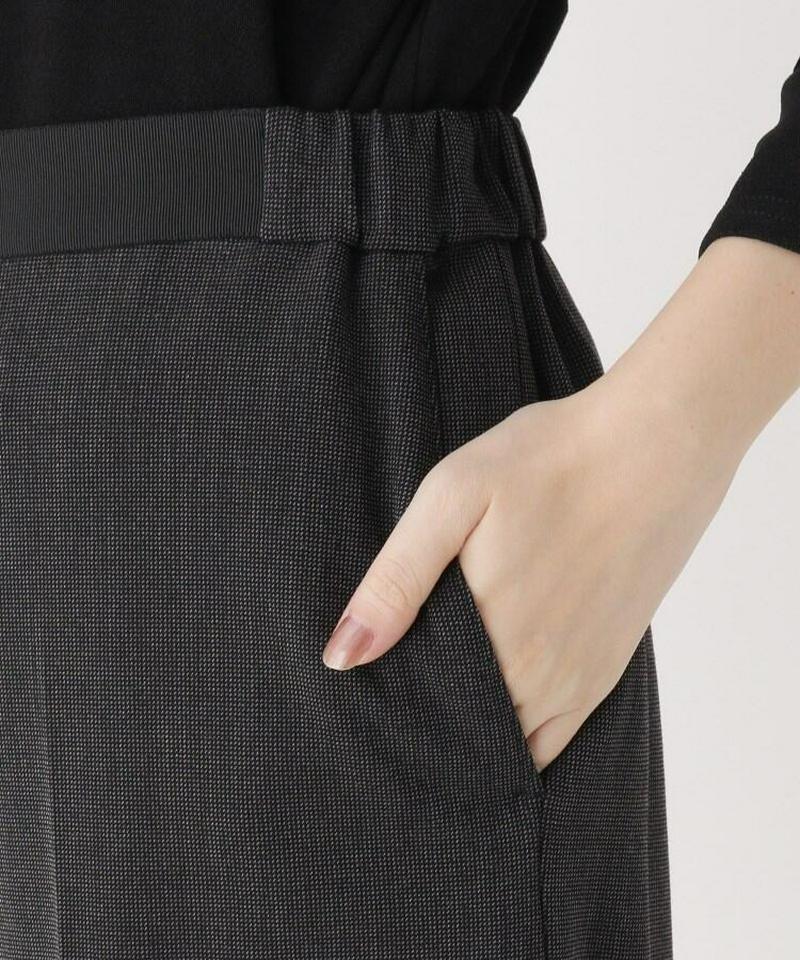 微光沢ベルト風ワイドパンツ