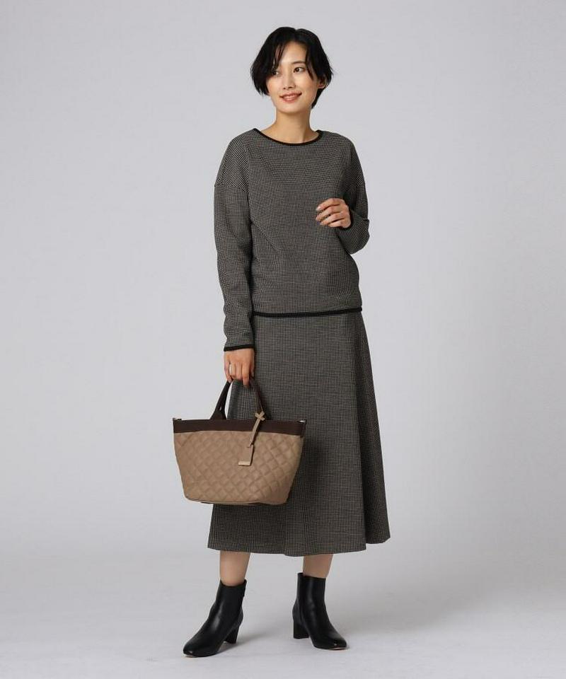 サルティーリバーチェックスカート