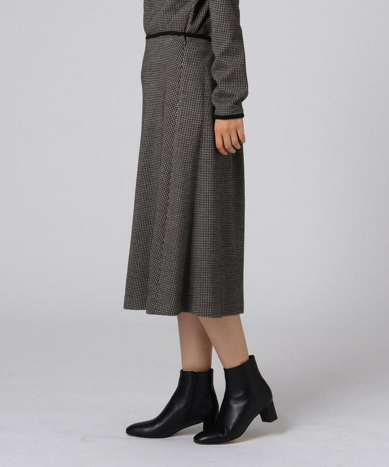 サルティーリバーチェックスカート