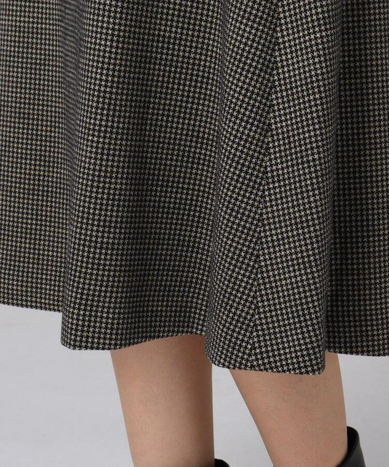 サルティーリバーチェックスカート