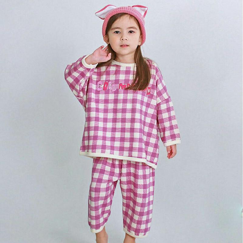 ロゴチェックTシャツ&パンツSET・p007554 キッズ【3~8才】【uw】【パジャマ ルームウェア 部屋着 トップス 長袖 Tシャツ ロゴ パンツ ズボン ボトムス チェック柄　ギンガムチェック 女の子 男の子 韓国 韓国子供服 こども 子供服 こども服】【KIDS】
