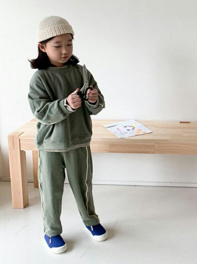 【只今15%OFF】パイピング上下SET・u06911 キッズ【3~8才】【set】【セットアップ セット setup スウェッ