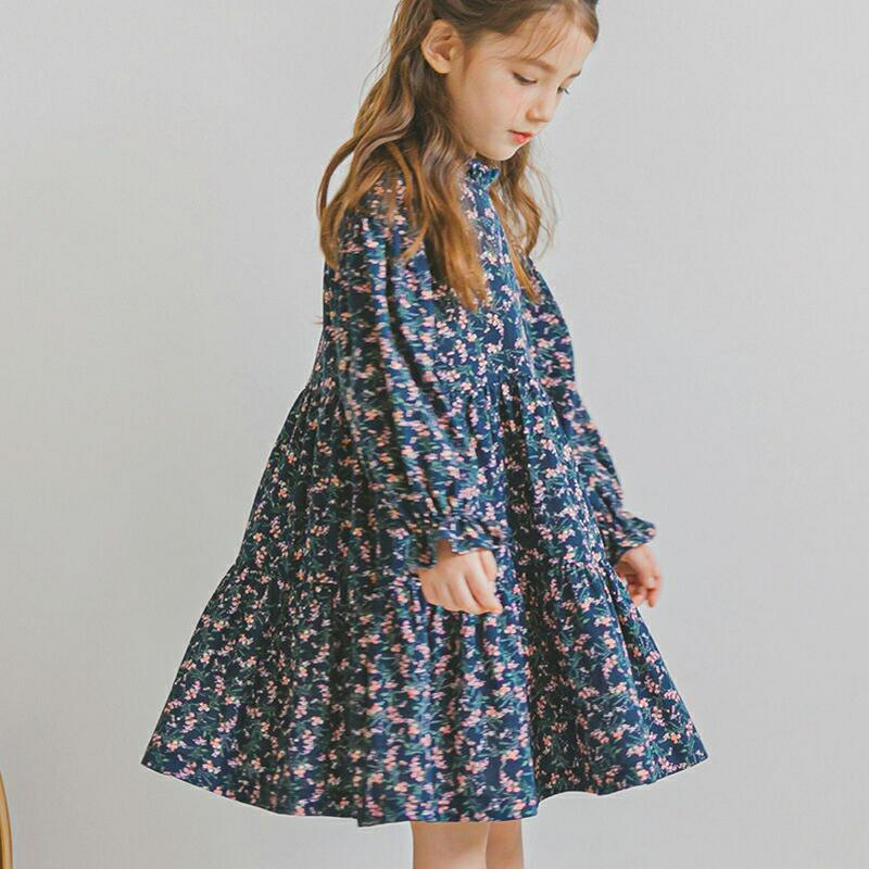 フリル花柄ワンピース(ネイビー)・p006018 キッズ【3~8才】【ops】【ワンピース ミディ丈 ミディワンピース 長袖 花柄 フラワー フリル ガーリー かわいい 可愛い 春 秋 女の子 韓国 韓国子供服 子供 こども 子供服 こども服】【KIDS】