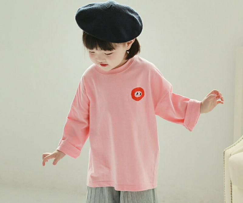 刺繍ポイント長袖Tシャツ・p006240 キッズ【3~8才】【tops】【トップス Tシャツ 長袖 ロンT 刺繍 カジュアル ラフ シンプル 春 秋 女の子 男の子 韓国 韓国子供服 子供 こども 子供服 こども服】【KIDS】