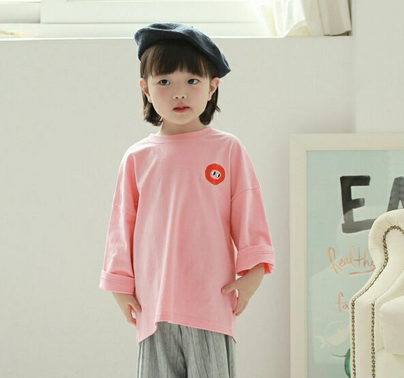 刺繍ポイント長袖Tシャツ・p006240 キッズ【3~8才】【tops】【トップス Tシャツ 長袖 ロンT 刺繍 カジュアル ラフ シンプル 春 秋 女の子 男の子 韓国 韓国子供服 子供 こども 子供服 こども服】【KIDS】