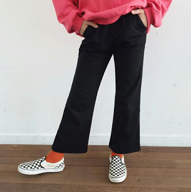 ブラックカラーブーツカットパンツ・u06281 キッズ【3~8才】【pt】【パンツ ズボン 長ズボン ロングパンツ ブーツカット