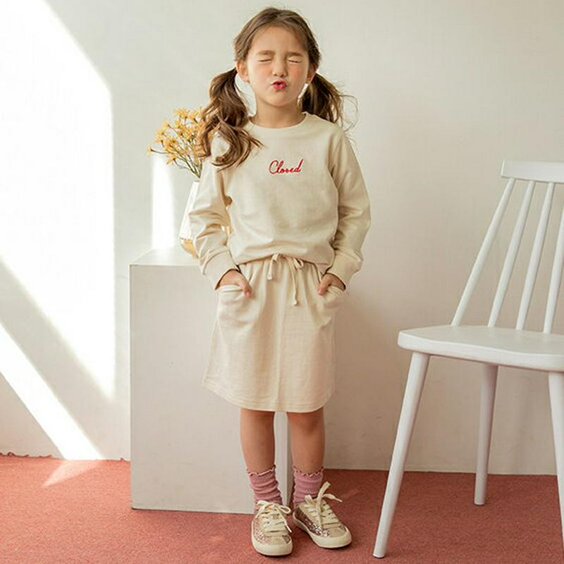 【新作10%OFF】英字スウェット&スカートSET(クリーム)・p006233 キッズ【3~8才】【set】【セットアップ se