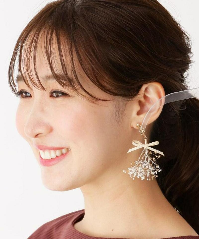 かすみ草モチーフスプリングイヤリング