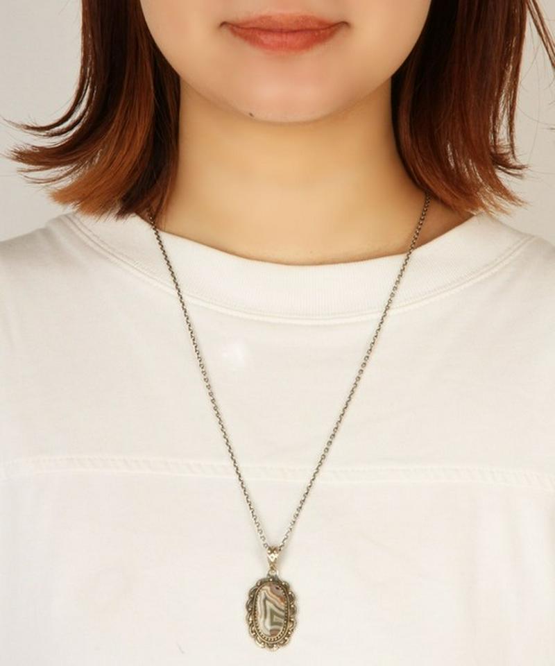 【透明感を楽しむ☆】ボツワナアゲート楕円ネックレス(1点もの)