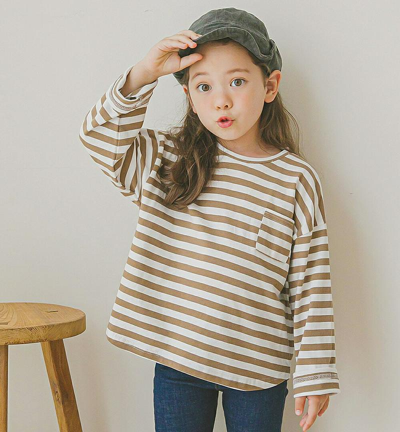 ポケットボーダーTシャツ(ベージュ)・p006369 キッズ【3~8才】【tops】【トップス Tシャツ 長袖 ロンT ボーダー 柄 カジュアル ラフ 女の子 男の子 春 秋 韓国 韓国子供服 子供 こども 子供服 こども服】【KIDS】