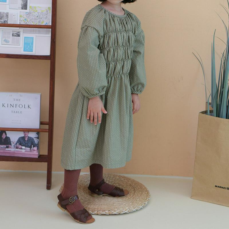 【新作10%OFF】シャーリングワンピース・u05945 キッズ【3~8才】【ops】【ワンピース ロング ロングワンピース 長