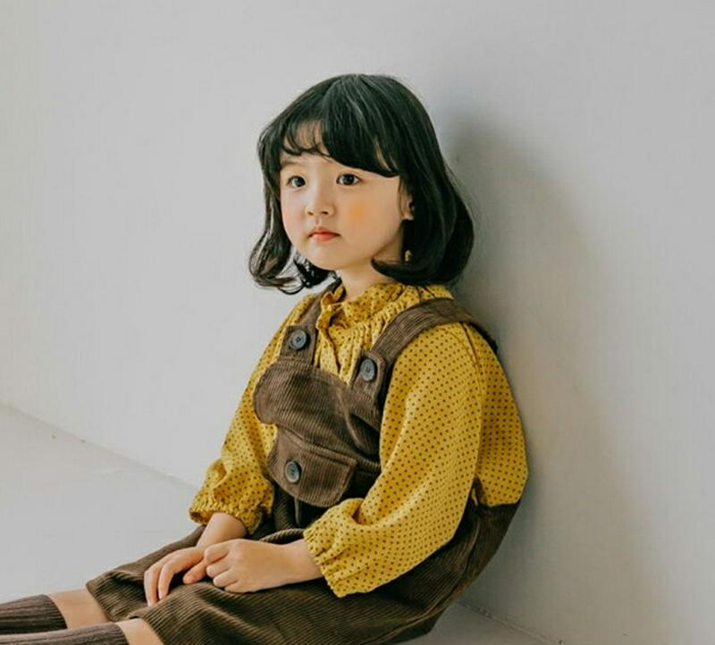 【只今10%OFF】フリルネックパターンブラウス u06883 キッズ 【3~8才】【bl】【韓国 ファッション トップス ブラ