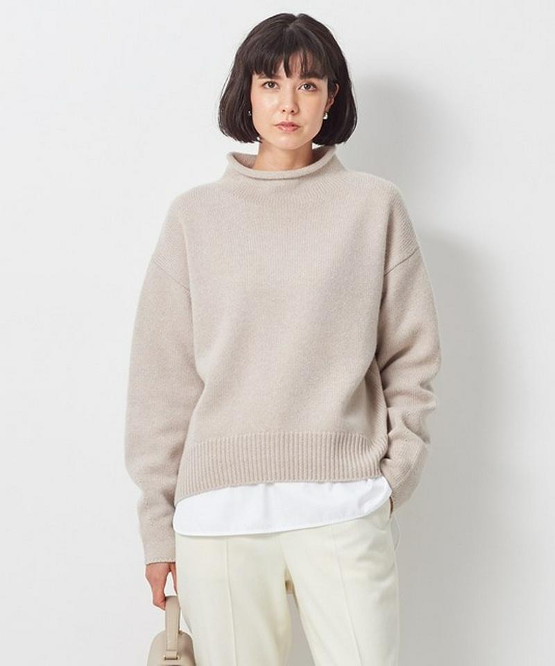カシミヤブレンドバルキー ロールネックニット