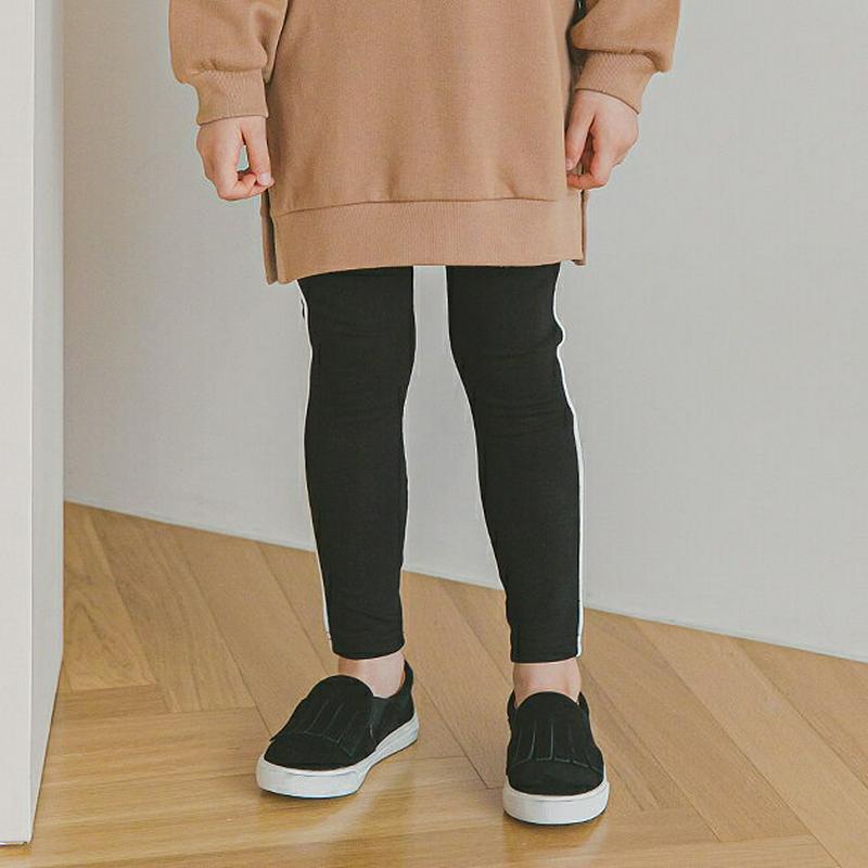 サイドパイピングレギンス・p006650 キッズ【3~8才】【pt】【レギンス パンツ ズボン ボトムス サイド パイピング カジュアル ラフ 女の子 春 秋 韓国 韓国子供服 子供 こども 子供服 こども服】【KIDS】