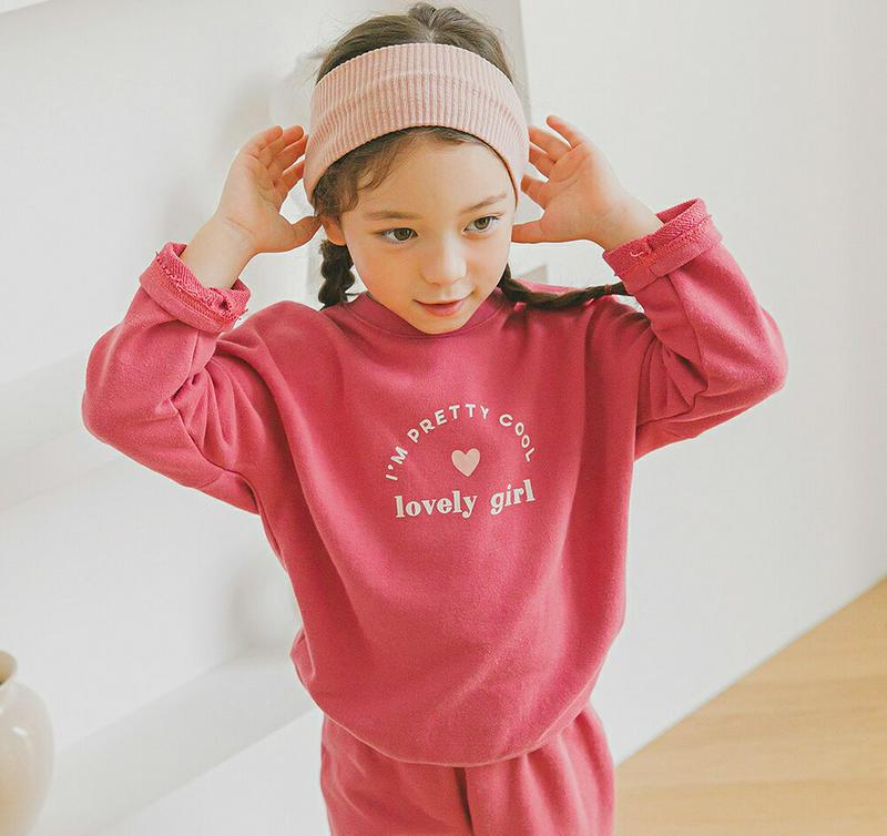lovelyスウェット上下SET(ピンク)・p006656 キッズ【3~8才】【set】【セットアップ setup トップス スウェット トレーナー パンツ ズボン 上下 ロゴ カジュアル ラフ 女の子 春 秋 冬 韓国 韓国子供服 子供 こども 子供服 こども服】【KIDS】