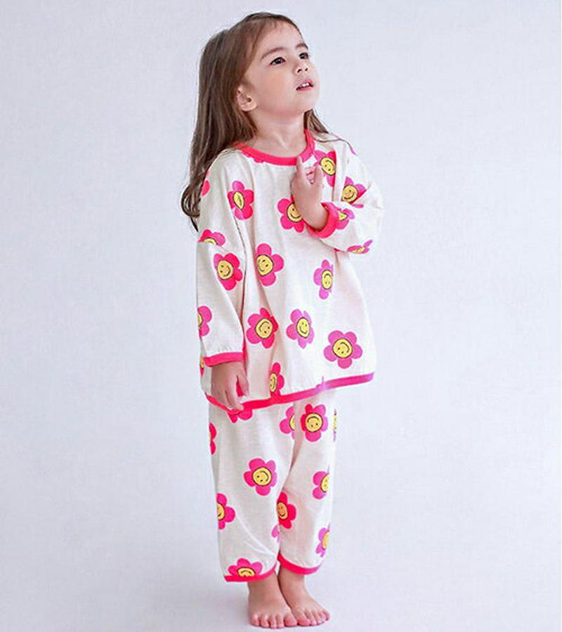 スマイルフラワーパジャマSET・p007556 キッズ【3~8才】【uw】【ルームウェア 部屋着 パジャマ トップス 長袖 パンツ ズボン 花柄 フラワー スマイル 女の子 男の子 韓国 韓国子供服 子供 こども 子供服 こども服】【KIDS】
