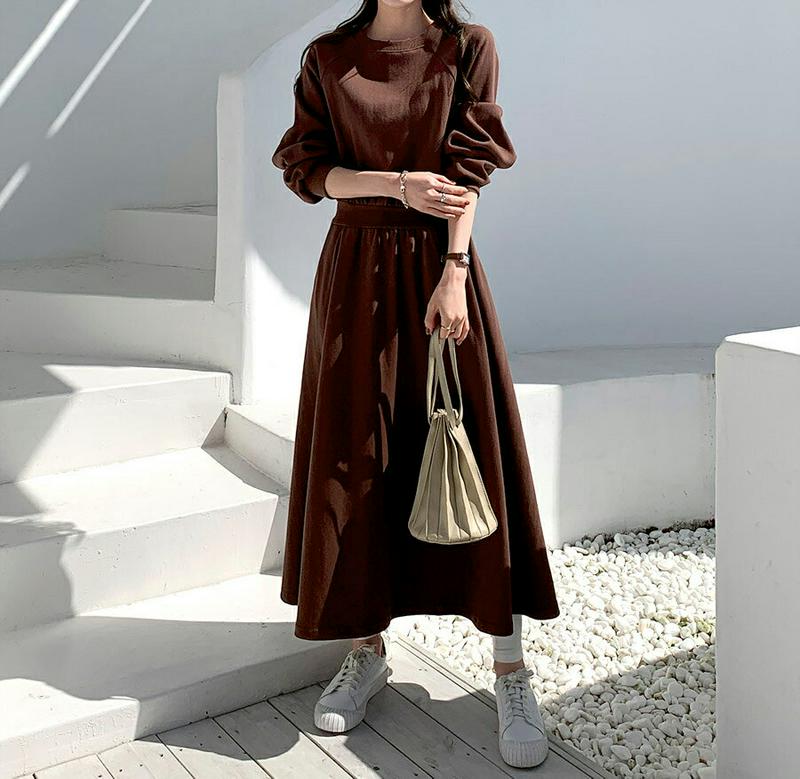 【只今10%OFF】ラグランスウェットワンピース・全2色・e64600 レディース【ops】【韓国 ファッション ワンピース ロングワンピース スウェット 長袖 ラグランスリーブ ラウンドネック フレア 体型カバー シンプル カジュアル 単色 無地 秋 冬】【ハイホリHIHOLLI】