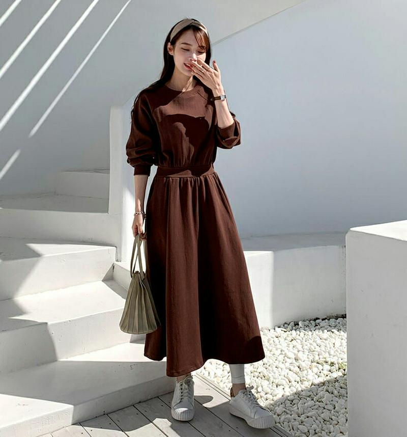 【只今10%OFF】ラグランスウェットワンピース・全2色・e64600 レディース【ops】【韓国 ファッション ワンピース ロングワンピース スウェット 長袖 ラグランスリーブ ラウンドネック フレア 体型カバー シンプル カジュアル 単色 無地 秋 冬】【ハイホリHIHOLLI】