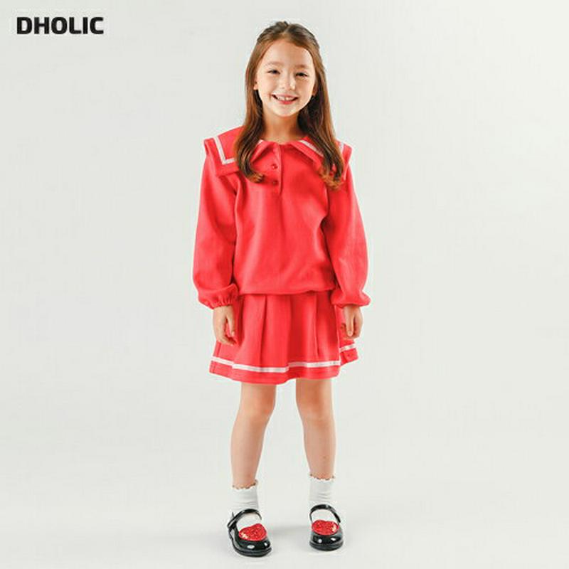 いちごボタンカラーTシャツ&プリーツスカートSET p007415 キッズ 【3~8才】【SET】【韓国 ファッション セットアップ Tシャツ カラー 襟 パフスリーブ 長袖 スカート ミニ ショート フレア キッズ 子供用 幼稚園 通学 通園 小学生 春 秋 冬】【KIDS】