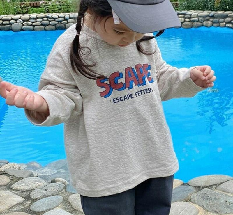 【新作10%OFF】SCAPEロゴTシャツ u06836 キッズ 【3~8才】【tops】【韓国 ファッション トップス Tシャ