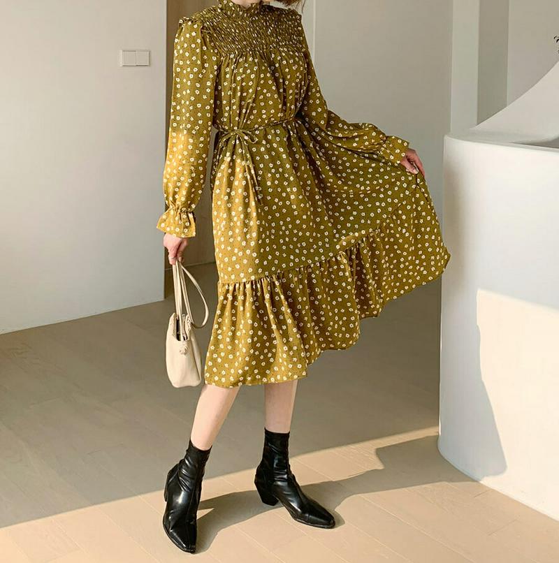 【新作10%OFF】ストラップ付シャーリング花柄ワンピース・全2色・e61462 レディース【ops】【韓国 ファッション ワン