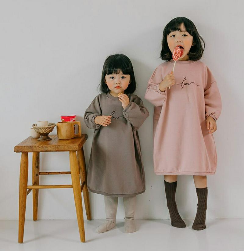 レタリングスウェットワンピース・u06839 キッズ【3~8才】【ops】【ワンピース ミディ丈 ミディワンピース 長袖 ロゴ 