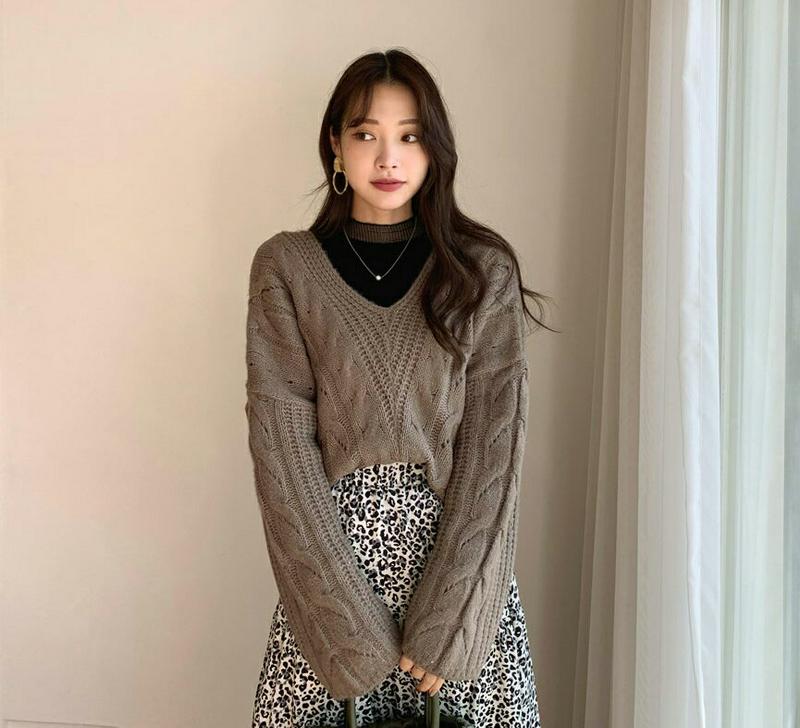 【新作10%OFF 】Vネックウェーブニット・全3色・t64705 レディース【tops】【韓国 ファッション トップス ニット