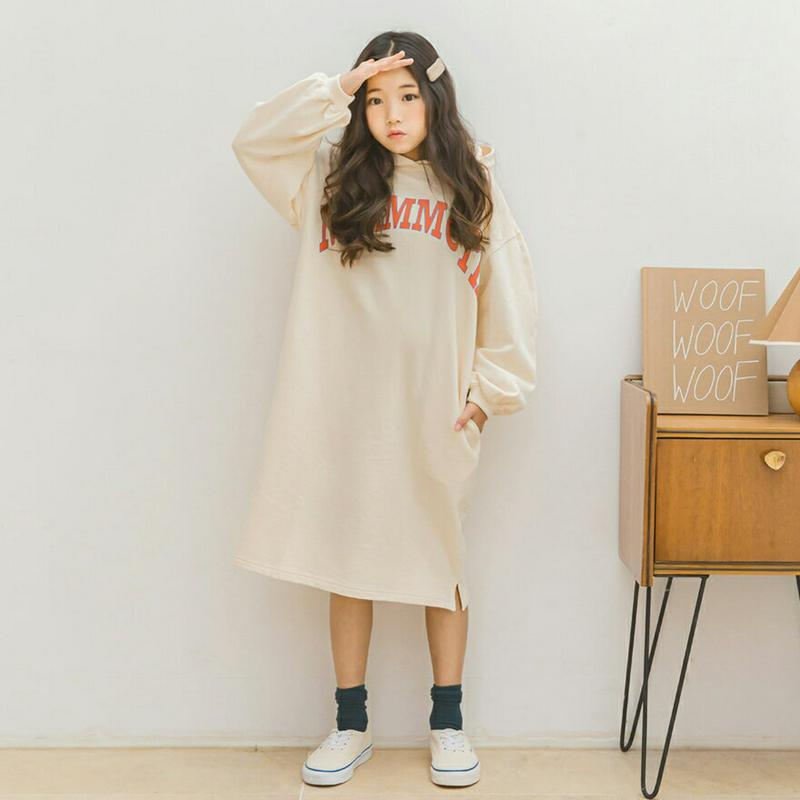 【新作10%OFF 】配色レタリングフーデットワンピース・p007266 キッズ【3~8才】【ops】【ワンピース ミディ丈 ミ