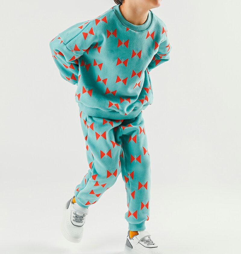 裏起毛パターンスウェット上下SET・p007790 キッズ【3~8才】【set】【セットアップ setup トップス スウェット トレーナー 長袖 パンツ ズボン 裏起毛 総柄 カジュアル 女の子 男の子 韓国 韓国子供服 子供 こども 子供服 こども服】【KIDS】
