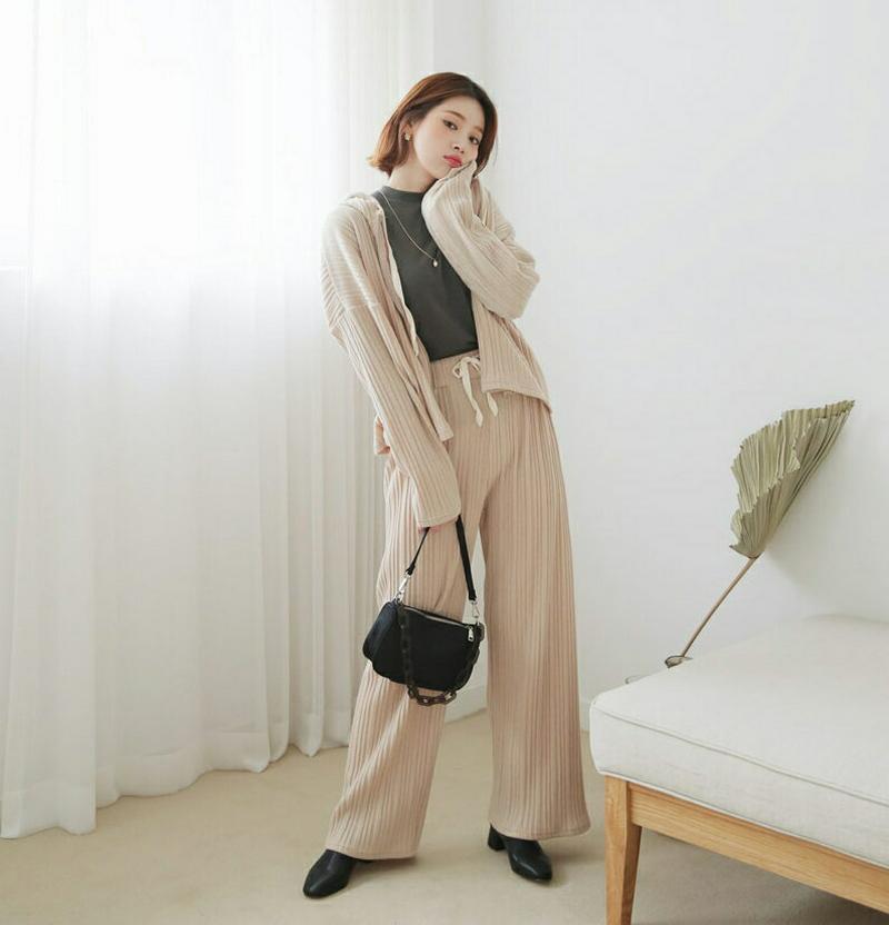 【新作10%OFF】プリーツフードジップアップ&ワイドパンツSET・全3色・b60955 レディース【pt】【韓国 ファッション